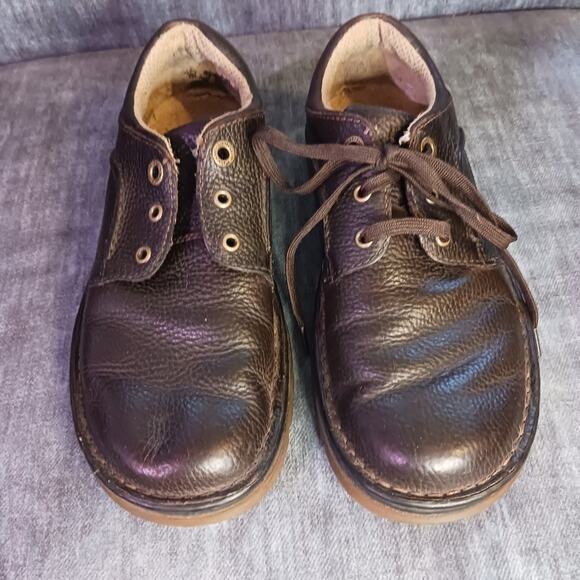 Dr. Martens Ordell brown pebbled unisex  leather Oxford shoe. Size Men7, Ladies8 main image 4